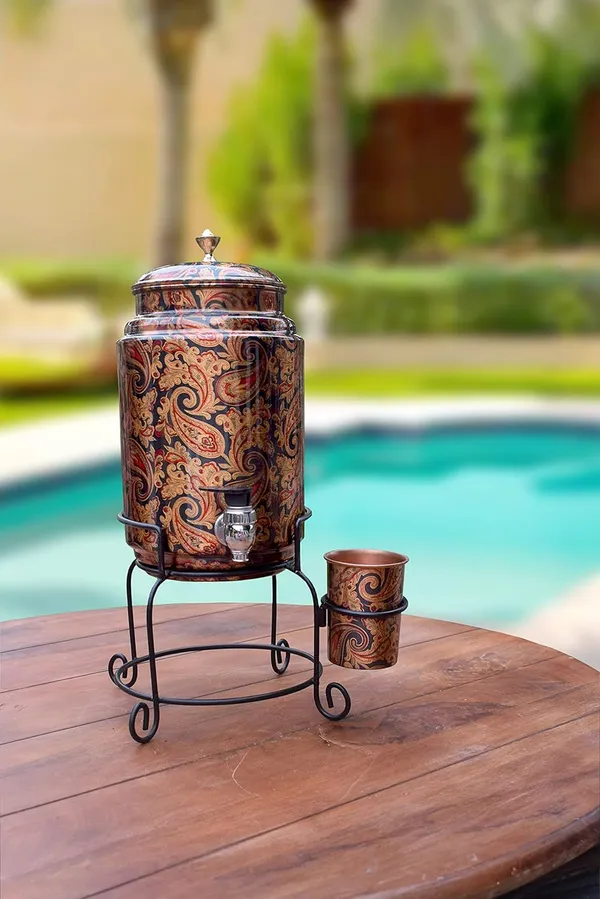 Copper_Hammer_Finish_5_Liter_Copper_Water_Dispenser_Matka_Tank_Pot_with_1_Glass_and_Iron_Stand_-_5000_ml