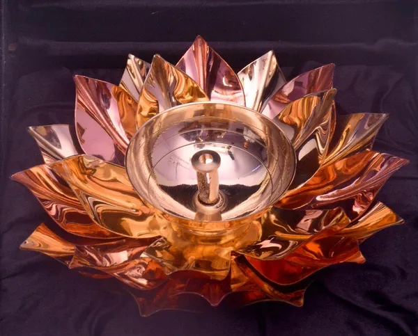 Copper_Brass_and_Metal_Lotus_Design_Diya_Specially_Made_for_Gifting_Purpose