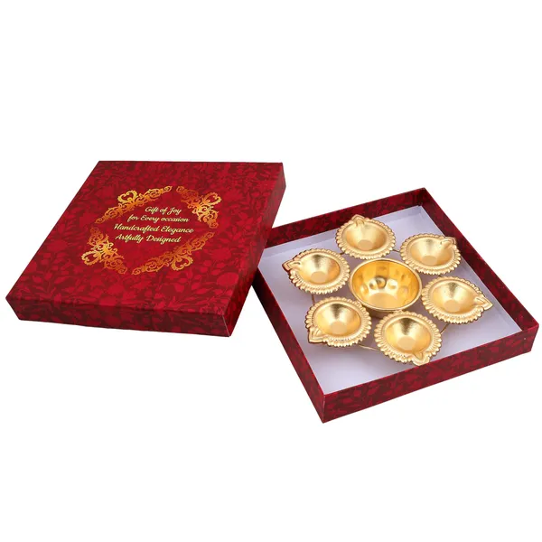 Diya_Round_Shape_Flower_Decorative_Urli_Bowl_Handcrafted_for_Floating_Flowers_and_T_Light_Candles_Home,Office_and_Table_Decor|_Diwali_Decoration_Items_(7_Inches)_with_6_diyas_in_Gift_box_Return_Gift
