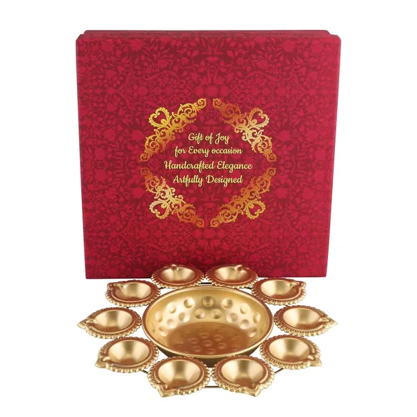 Copper_Metal_Decorative_Metal_Diya_Traditional_Diya_Urli_Tealight_Holder_Golden_Bowl_for_Floating_Flowers_Home,Office_Wedding_Decor_Size_10_Inches_with_10_diyas_with_Gift_Box