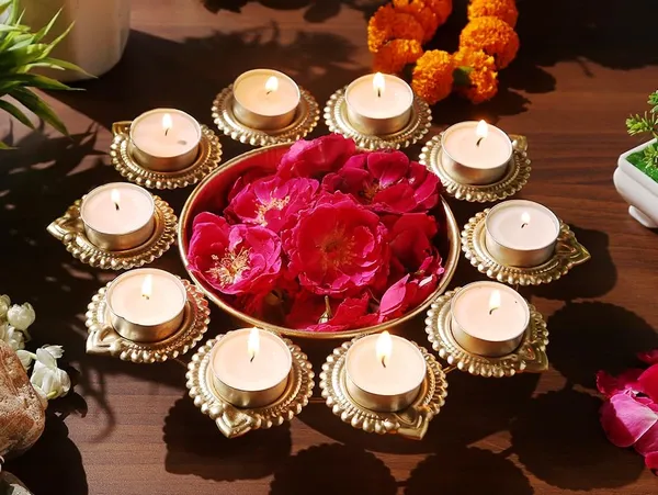 Copper_Metal_Decorative_Metal_Diya_Traditional_Diya_Urli_Tealight_Holder_Golden_Bowl