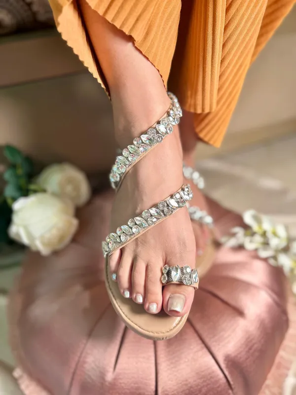 Silver_Polyster_Diamond_Anklet_Affair_Flats_For_Women