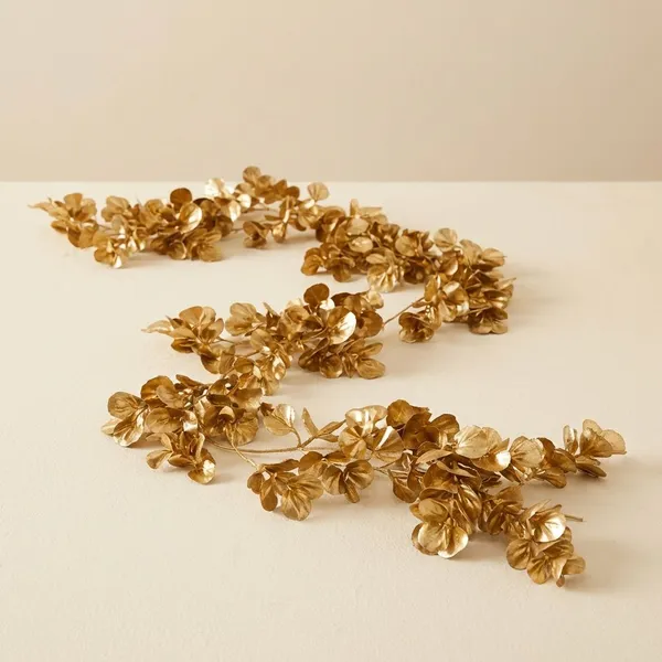 Golden_Artificial_Leaves_And_Wire_Champagne_Leaf_Garland_For_Home_Decor