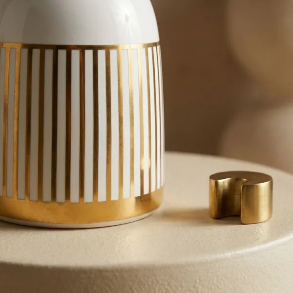 White_And_Golden_Ceramic_Bottle_Vase_Compact_For_Home_Decor
