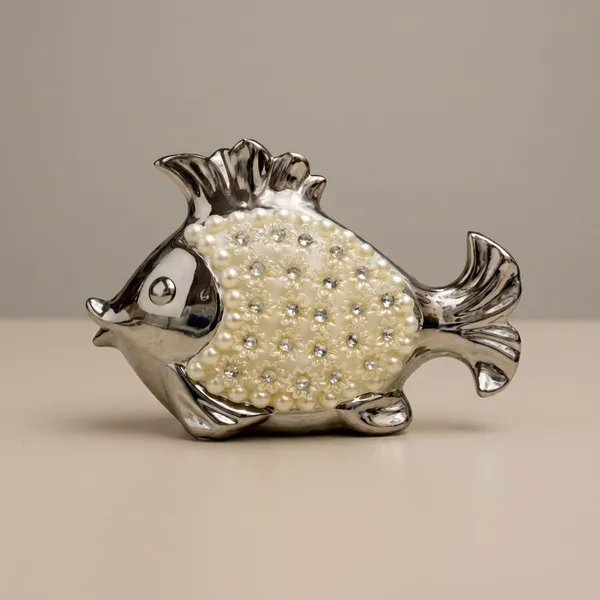 Silver_Pearl_White_Resin_With_Pearl_Detailing_Pearl_Embellished_Fish_Figurine_For_Home_Decor