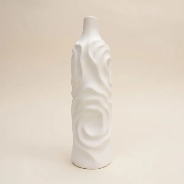 White_Ceramic_Textured_White_Sculpted_Vase_For_Home_Decor