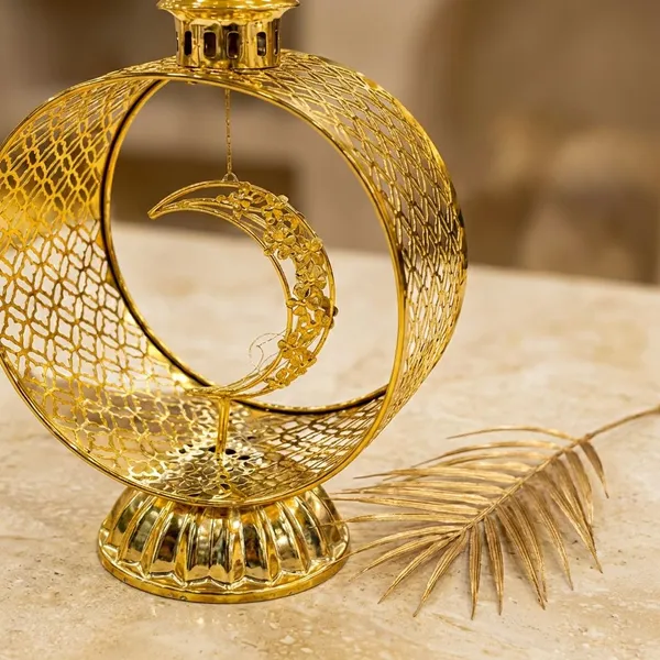 Golden_Metal_Crescent_And_Star_Ramadan_Showpiece_For_Home_Decor