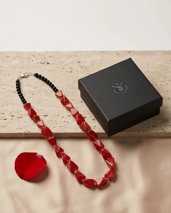 Crimson_Glow_Statement_Necklace