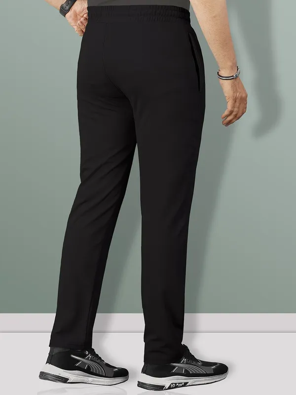Black_Lycra_Fashionable_&_Trendy_Solid_Track_Pant_For_Men