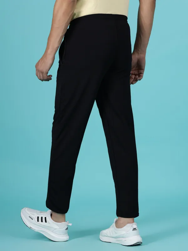 Black_Lycra_Fashionable_&_Trendy_Solid_Track_Pant_For_Men