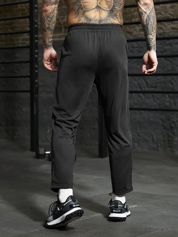 Black_Lycra_Fashionable_&_Trendy_Solid_Track_Pant_For_Men