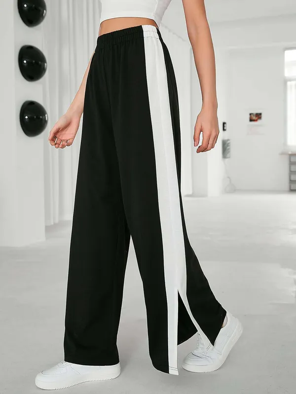 Black_Polyester_Fashionable_&_Trendy_Regular_Fit_Trouser_For_Women