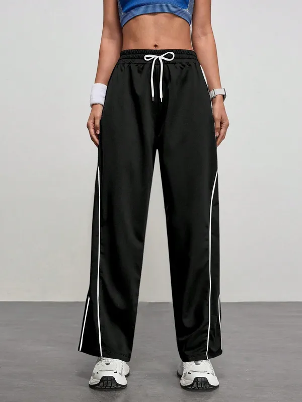 Black_Polyester_Fashionable_&_Trendy_Solid_Track_Pant_For_Women