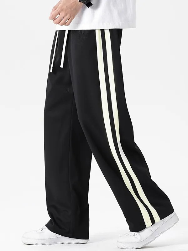 Black_Polyester_Fashionable_&_Trendy_Straight_Fit_Track_Pant_For_Men