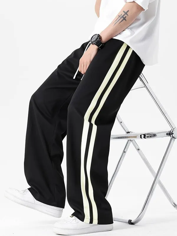 Black_Polyester_Fashionable_&_Trendy_Straight_Fit_Track_Pant_For_Men