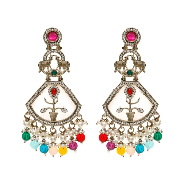 Gold_&_White_Elegant_Design_Earrings_For_Women