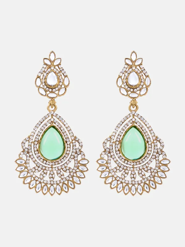 Olive_Elegant_Design_Earrings_For_Women