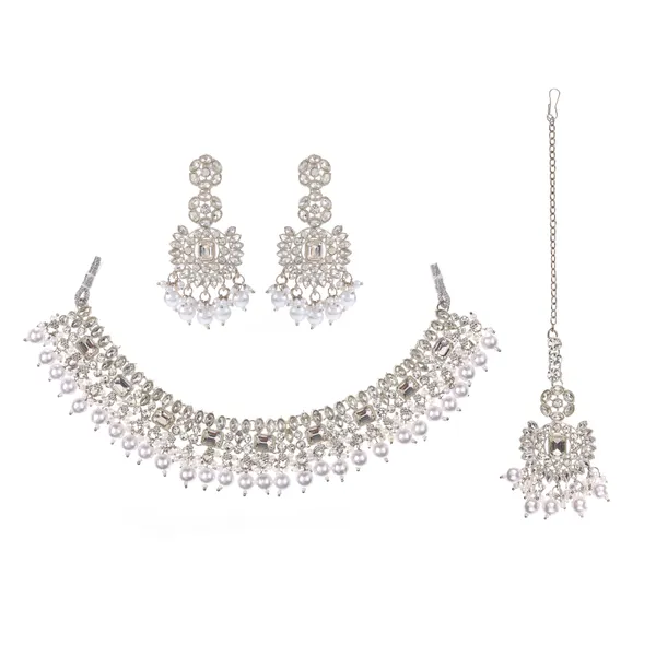 Silver_Elegant_Design_Jewellery_Set_For_Women