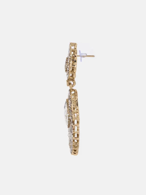 White_Elegant_Design_Earrings_For_Women