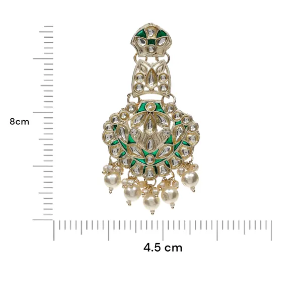 Green_Elegant_Design_Earrings_For_Women