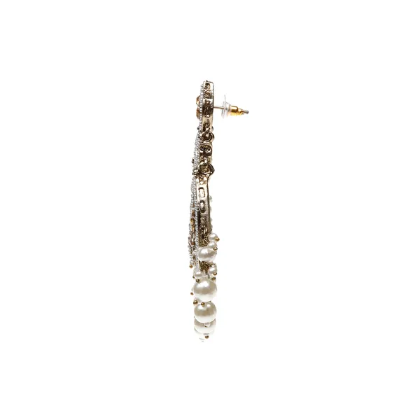 Gold_Elegant_Design_Earrings_Chandbali_Earring_For_Women