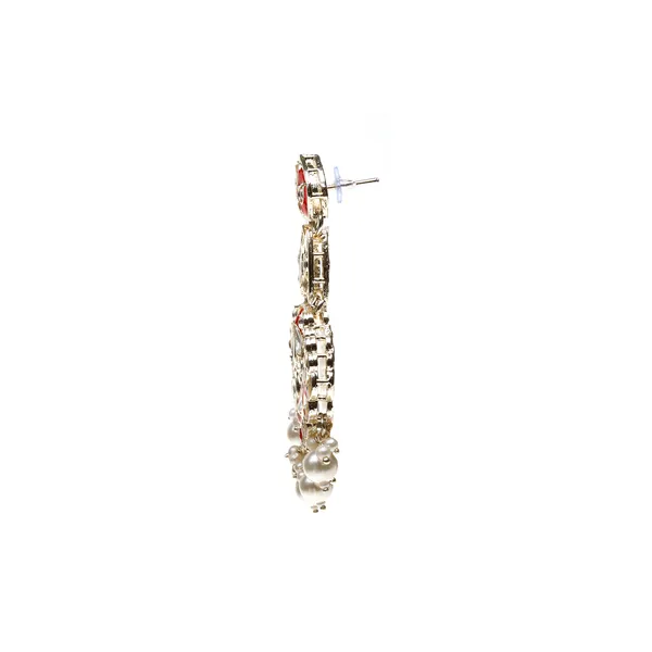 Red_Elegant_Design_Earrings_For_Women