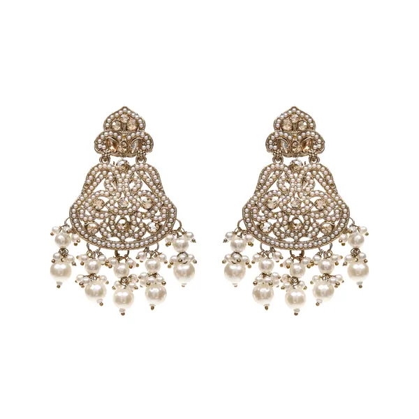 Gold_Elegant_Design_Earrings_For_Women