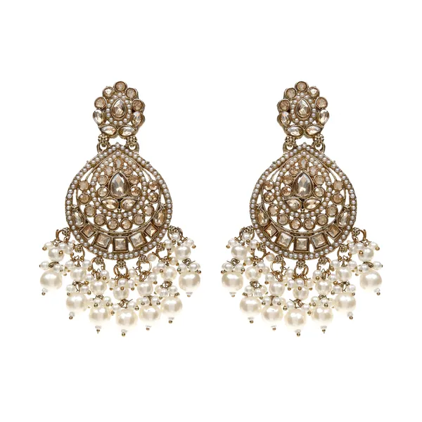 Gold_Elegant_Design_Earrings_For_Women