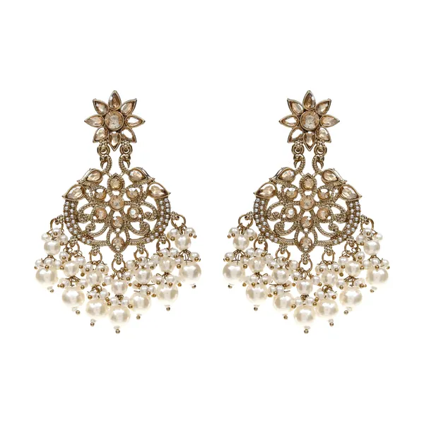 Gold_Elegant_Design_Earrings_For_Women