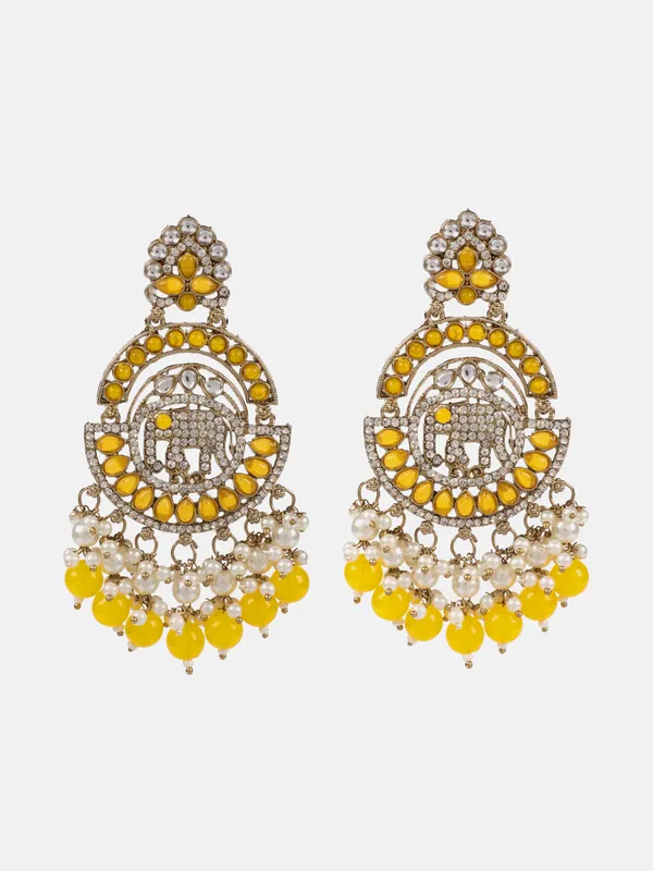 Yellow_Elegant_Design_Earrings_For_Women