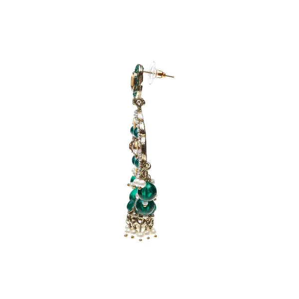 Green_Elegant_Design_Earrings_For_Women