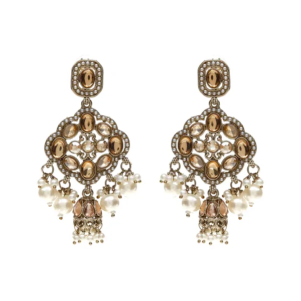 Gold_Elegant_Design_Earrings_For_Women
