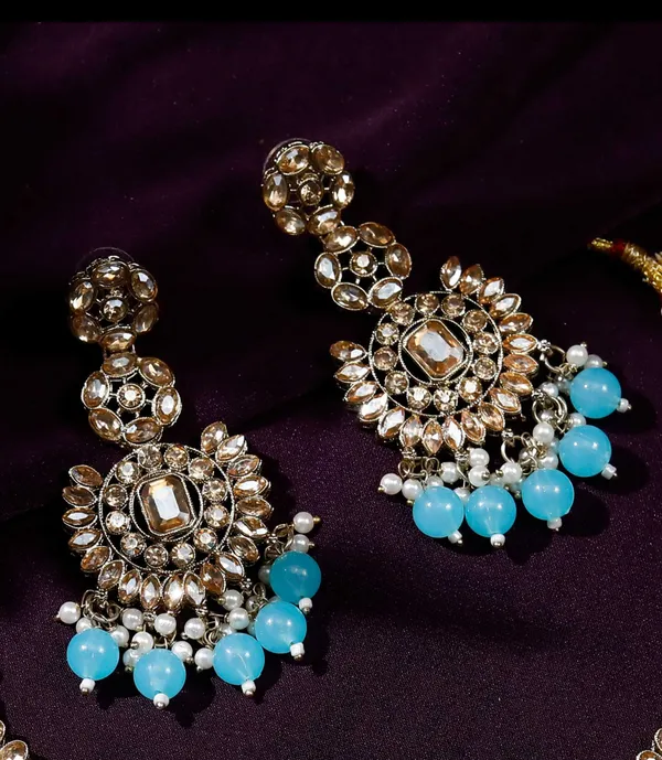 Blue_Elegant_Design_Jewellery_Set_For_Women