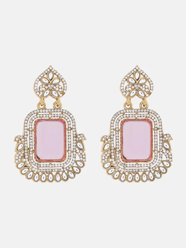 Pink_Elegant_Design_Earrings_For_Women