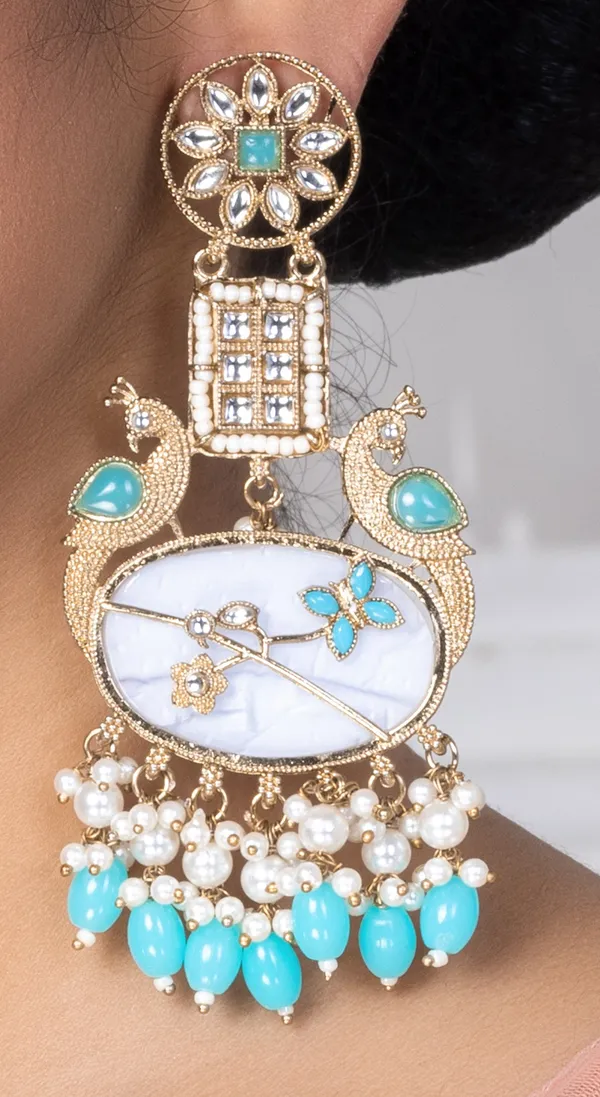 Blue_Elegant_Design_Earrings_For_Women