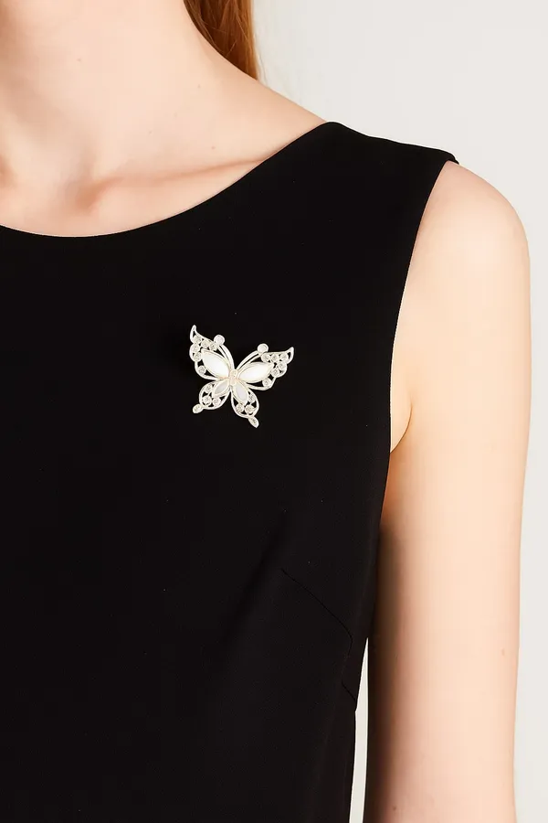 White_Elegant_Design_Designer_Metal_Brooch_For_Women