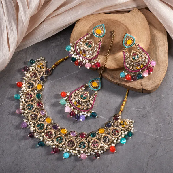 Multicolor_Elegant_Design_Jewellery_Set_For_Women