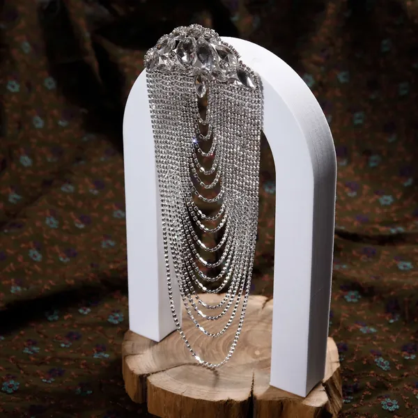 Silver_Elegant_Design_Designer_Metal_Brooch_For_Women