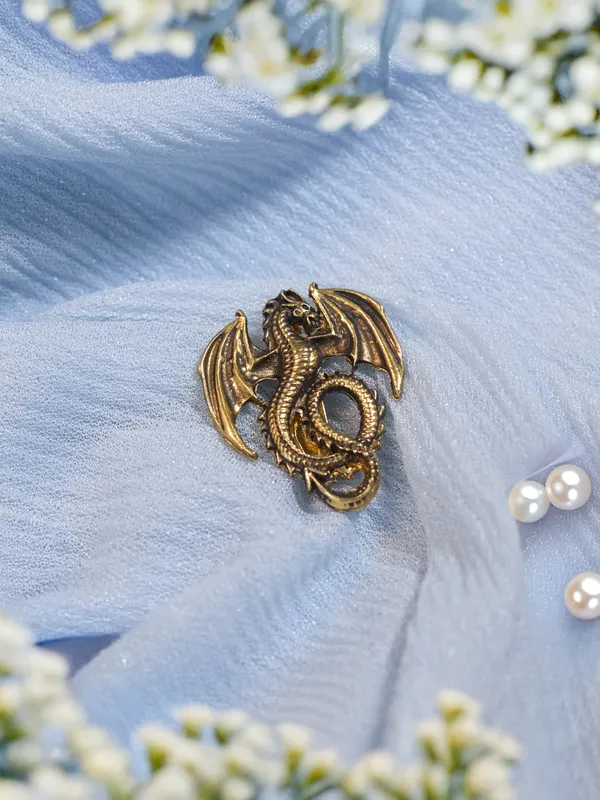 Silver_Elegant_Design_Designer_Metal_Brooch_For_Women