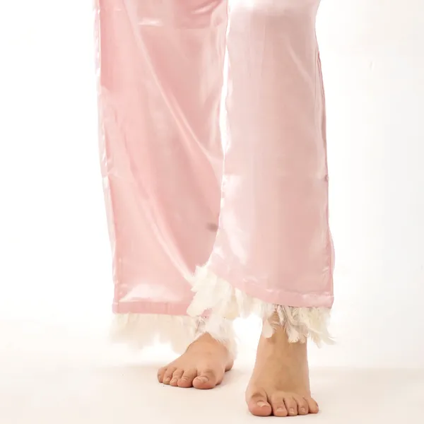 Pink_Feathery_Dreams