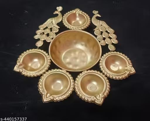 Golden_Kindred_Homes_Decorative_Urli_Bowl_With_5_Brass-Polished_Diyas_&_Peacock_Design_|_Traditional_Oil_Lamp_For_Puja,_Diwali,_Home_Temple_&_Festive_Decoration_(7.5_Inch)
