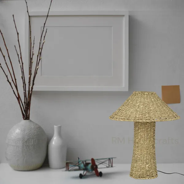 Brown_Handwoven_Seagrass_Table_Lamp_|_Natural_Fiber_Lamp_With_Tapered_Shade_|_Rustic_Coastal_Lighting_For_Living_Room,_Bedroom,_Study_&_Office_Decor