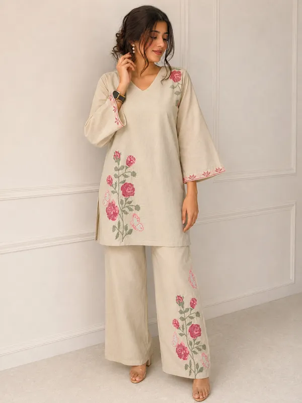 Women’s_Pure_Cotton_Relaxed_Fit_Embroidered_Kurta_Pant_Set_|_Floral_Cotton_Co-Ord_Set_|_Comfortable_Ethnic_Wear
