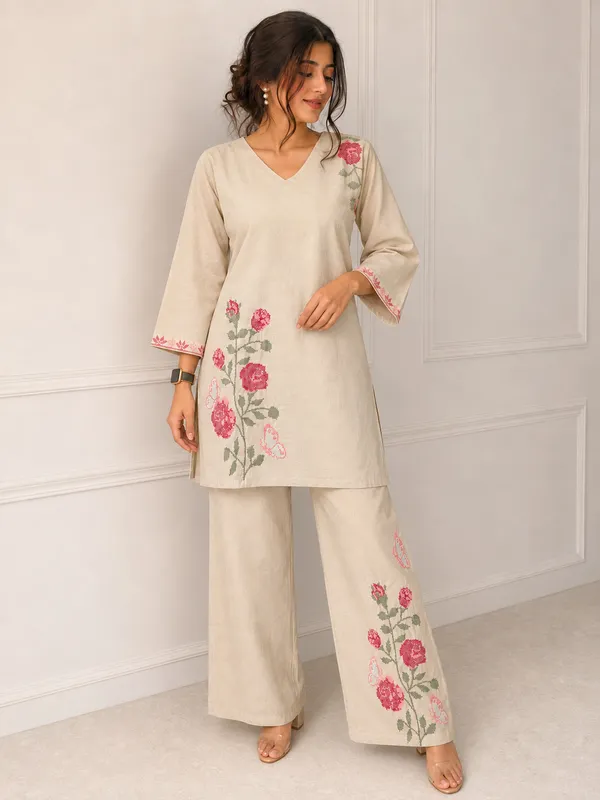 Women’s_Pure_Cotton_Relaxed_Fit_Embroidered_Kurta_Pant_Set_|_Floral_Cotton_Co-Ord_Set_|_Comfortable_Ethnic_Wear