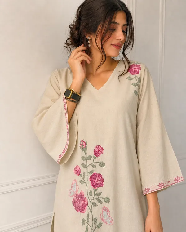 Women’s_Pure_Cotton_Relaxed_Fit_Embroidered_Kurta_Pant_Set_|_Floral_Cotton_Co-Ord_Set_|_Comfortable_Ethnic_Wear