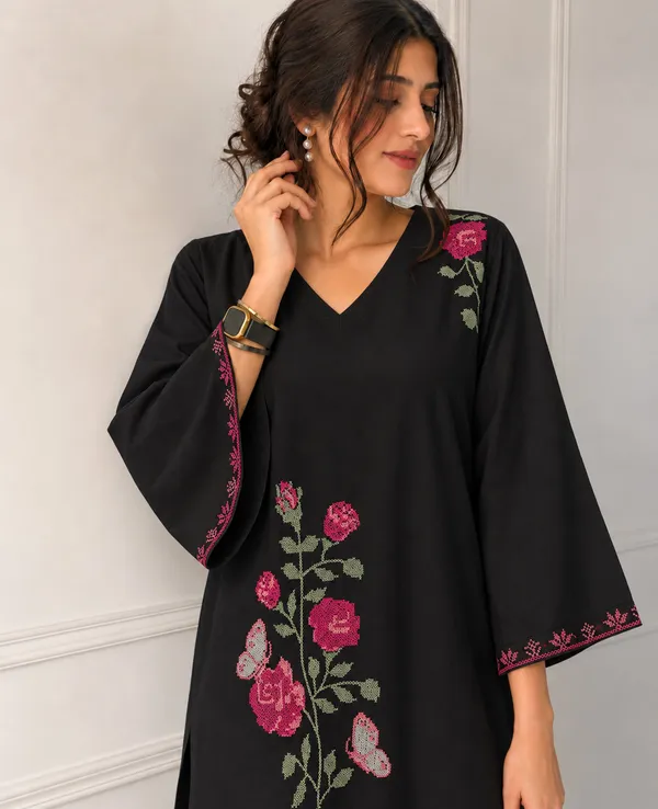 Women’s_Pure_Viscose_Rayon_Relaxed_Fit_Embroidered_Kurta_Pant_Set_|_Floral_Cotton_Co-Ord_Set_|_Comfortable_Ethnic_Wear