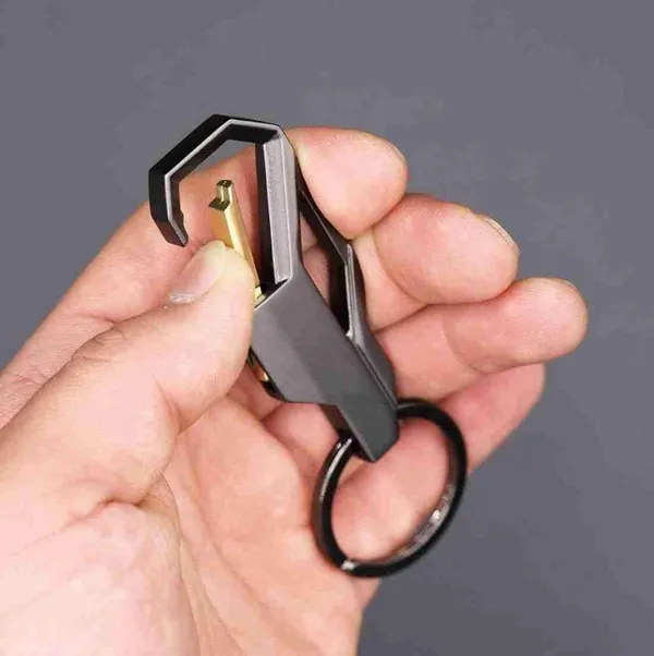 Black_Stainless_steel_Heavy_Duty_Keychain_For_Unisex