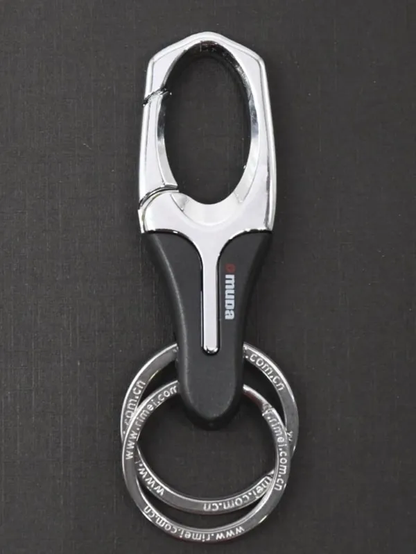 Silver_Stainless_steel_Keychain_For_Unisex