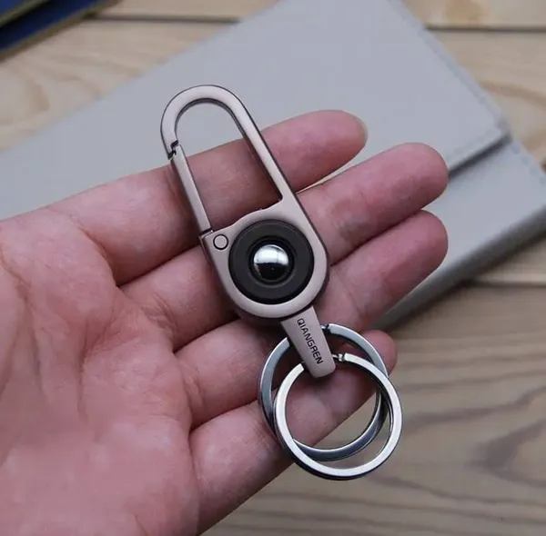 Premium_Metal_Carabiner_Keychain_with_Dual_Rings