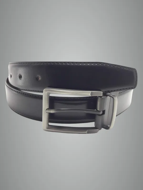 Black_Genuine_Leather_Belt_For_Men